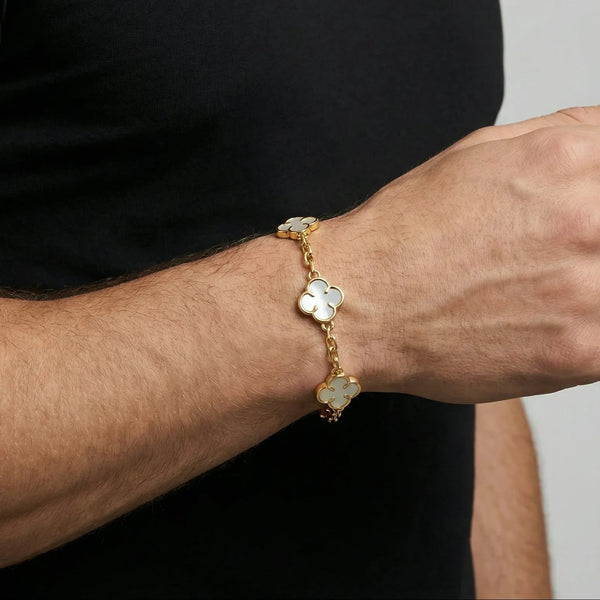 Lucky Charm Men's Pendant — 18K Gold