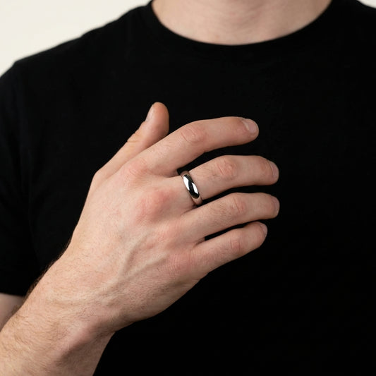 STAVR Onmodel — Band Ring — Silver
