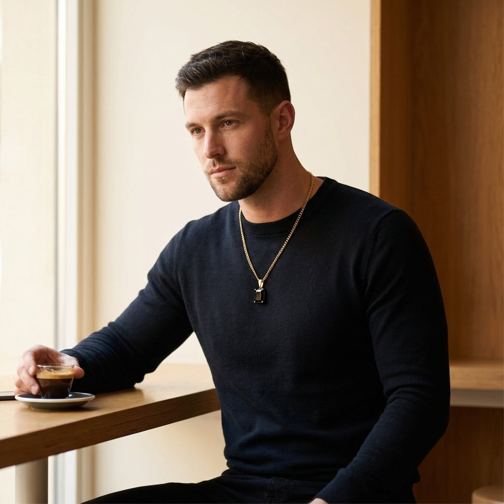 STAVR Cafe — Black Onyx Necklace — 18K Gold