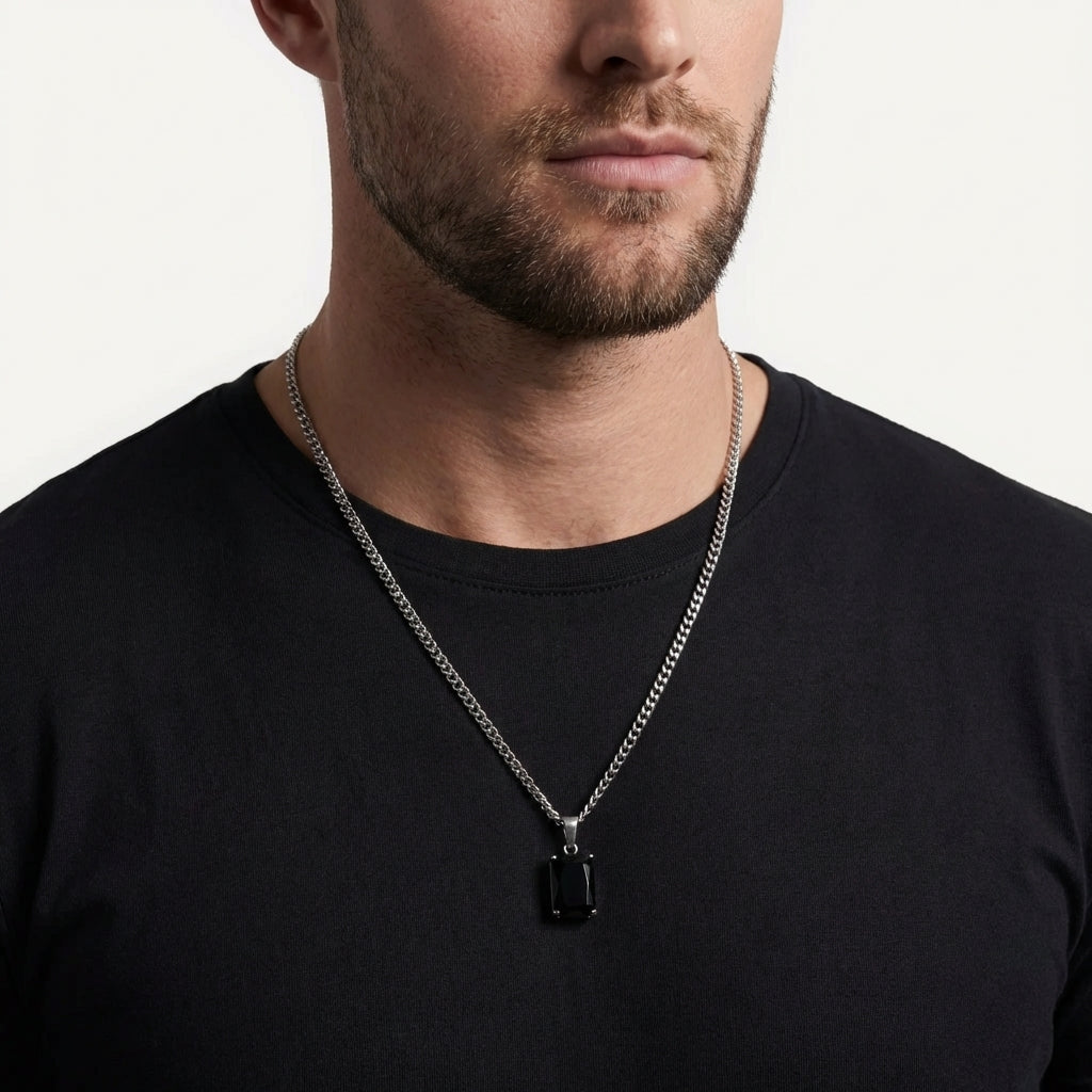 STAVR onmodel — Eclipse Chain — Silver
