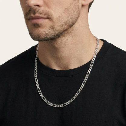 STAVR onmodel — Figaro 5MM Chain — Silver