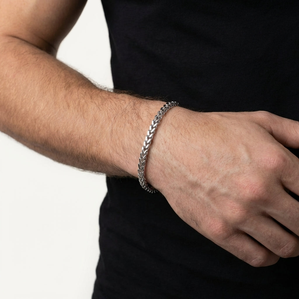 STAVR Onmodel — Franco 3MM Bracelet — Silver