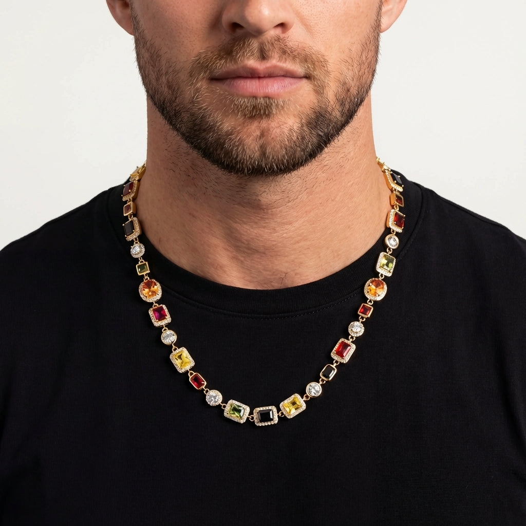 STAVR Onmodel — Gemstone Necklace — 18K Gold