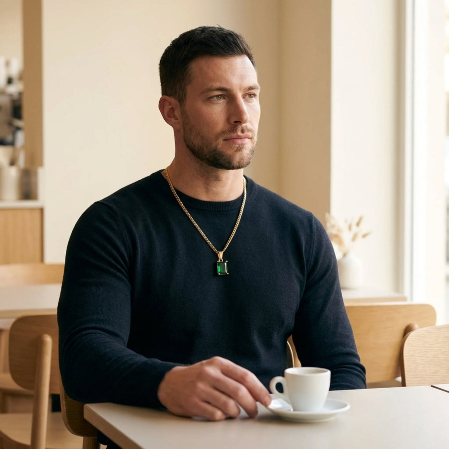 STAVR Cafe — Green Onyx Necklace — 18K Gold