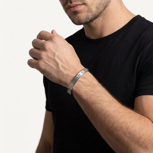 STAVR Onmodel — Rome Bracelet — Silver